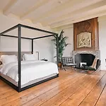 Hotel Eco Plantage Rococo Velsen-Zuid